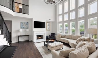 220 Briar Hollow Ln, Woodstock, GA 30188