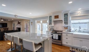 105 Moss Side Dr, Athens, GA 30607