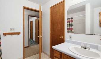 1490 MAIN St, Arlington, OR 97812