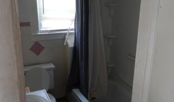 27 Homestead St, Albany, NY 12203