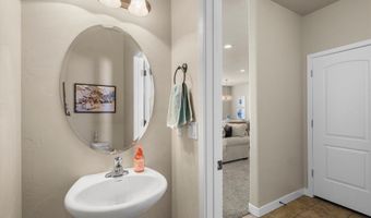 288 S 600 W, Centerville, UT 84014