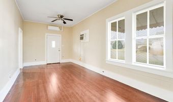 801 Godchaux St, Abbeville, LA 70510