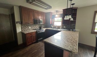 902 N Penn St, Aberdeen, SD 57401