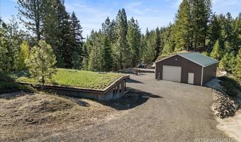 67 Little Donner Dr, Cascade, ID 83611