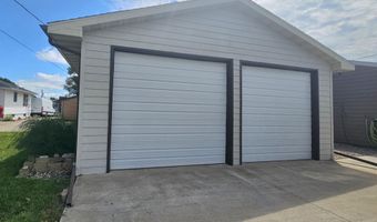 709 N 3rd St, Aberdeen, SD 57401