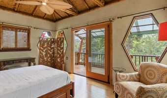 630 E Kuiaha Rd, Haiku, HI 96708