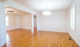 372 Brookside Dr, Algood, TN 38506