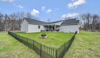 209 Brittany Dr, Albrightsville, PA 18210