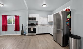 2029 Hendricks St, Anderson, IN 46016