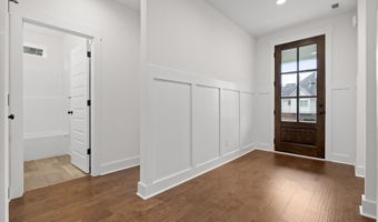3511 Hawks Creek Dr, Apison, TN 37302