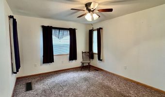 125 E Main St, Agency, IA 52530