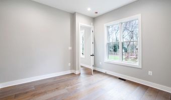 8525 RALEIGH Ave, Annandale, VA 22003