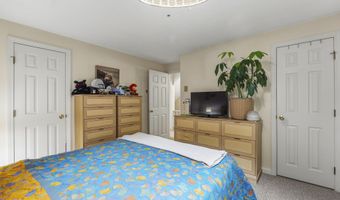 62 Pine Hill Dr, Bath, ME 04530