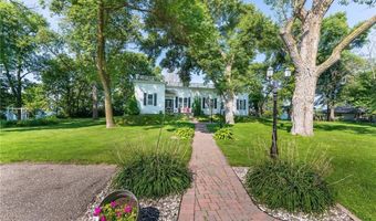 4974 Interlachen Dr NE, Alexandria, MN 56308