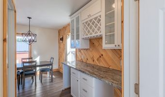 5919 Lake Rd W, Ashtabula, OH 44004