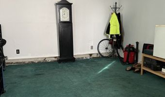 54 Agnes St, Bridgeport, CT 06606