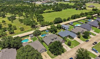 107 Clyde Dr, Aledo, TX 76008