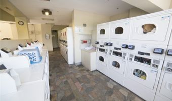 445 Seaside Ave 1902, Honolulu, HI 96815
