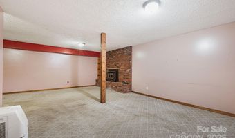 30 Brentwood Dr, Asheville, NC 28806