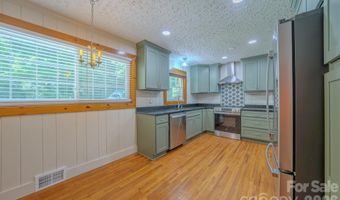 2150 Nc 80 Hwy, Bakersville, NC 28705