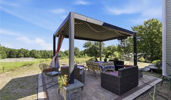 224 Greenhouse Rd, Coventry, RI 02827