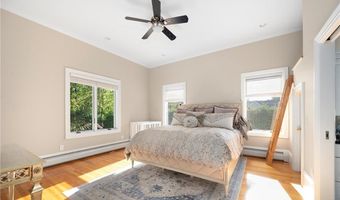 55 Wilbur Rd, Lincoln, RI 02865