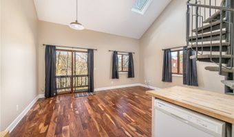 5 Sugar Loaf Ct 7, Alloway, NJ 07462