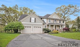 3673 Hunters Way Dr SE, Ada, MI 49301