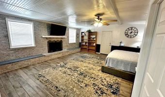 201 OSCEOLA St, Auburndale, FL 33823