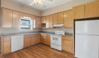 372 Reynoir St, Biloxi, MS 39530