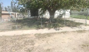 804 Sandia St, Carlsbad, NM 88220