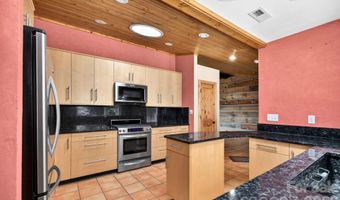 38 Lookout Rd, Asheville, NC 28804