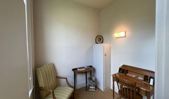 2 Howard St, Augusta, ME 04330