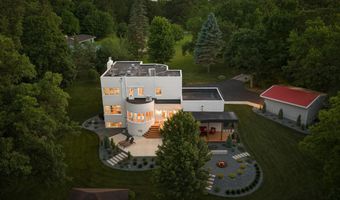 500 36th St NW, Austin, MN 55912