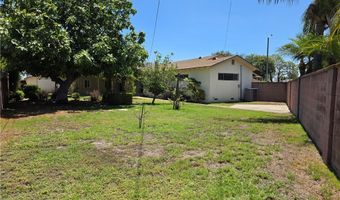 900 S Calico Cir, Anaheim, CA 92804