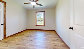 120 N Murlin St, Bicknell, IN 47512