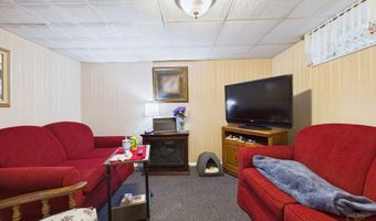 26 Pershing Ave, Acushnet, MA 02743