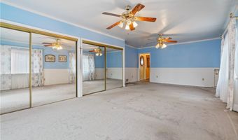 2422 E Carson St, Airville, PA 15203