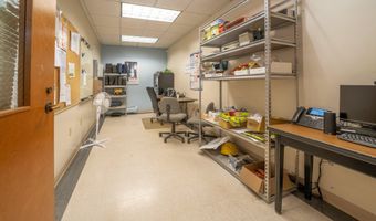 11 Airport Rd, Belfast, ME 04915