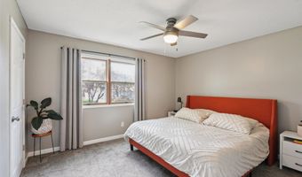 1309 6th Ave SE, Altoona, IA 50009