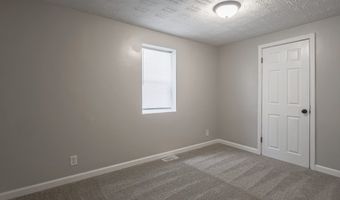 4690 N Sadlier Dr, Indianapolis, IN 46226