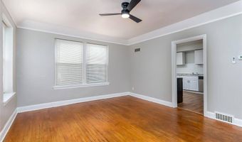 8910 Gravois Rd, Affton, MO 63123