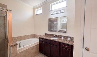 918 BLACKTHORN Dr, Apopka, FL 32703
