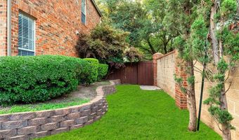 4160 Towne Green Cir, Addison, TX 75001