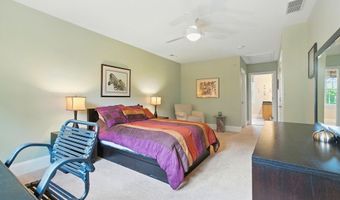 4 Caileigh Ct 4, Andover, MA 01810