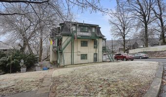 300 FRIEDENSBURG Rd, Reading, PA 19606