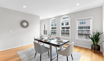 43372 WHITEHEAD Ter, Ashburn, VA 20148
