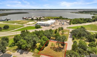 427 Heidenheim Ave, Biloxi, MS 39530