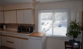 409 Cosby Rd, Utica, NY 13502