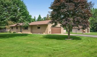 8451 Cedar Ln, Wisconsin Rapids, WI 54494